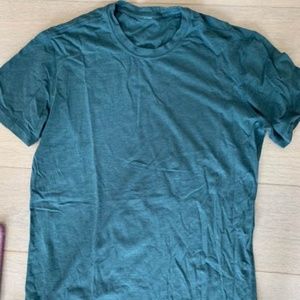 Lululemon Casual Shirt - Size M